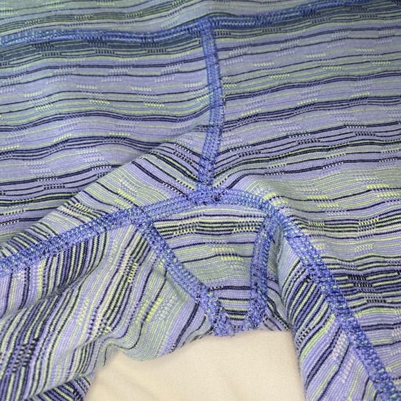 Lululemon Wunder Under Crop III Space Dye Size 6 - Picture 11 of 12
